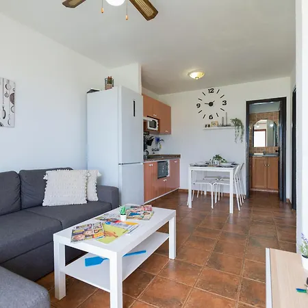 Private Solarium - Terrace & Views Apartman *