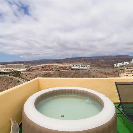 Private Solarium Views - Jacuzzi Apartment Mogan
