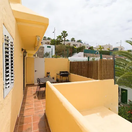 Private Solarium Views - Jacuzzi Apartment Mogan