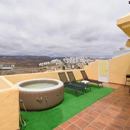 Private Solarium Views - Jacuzzi Apartmán *